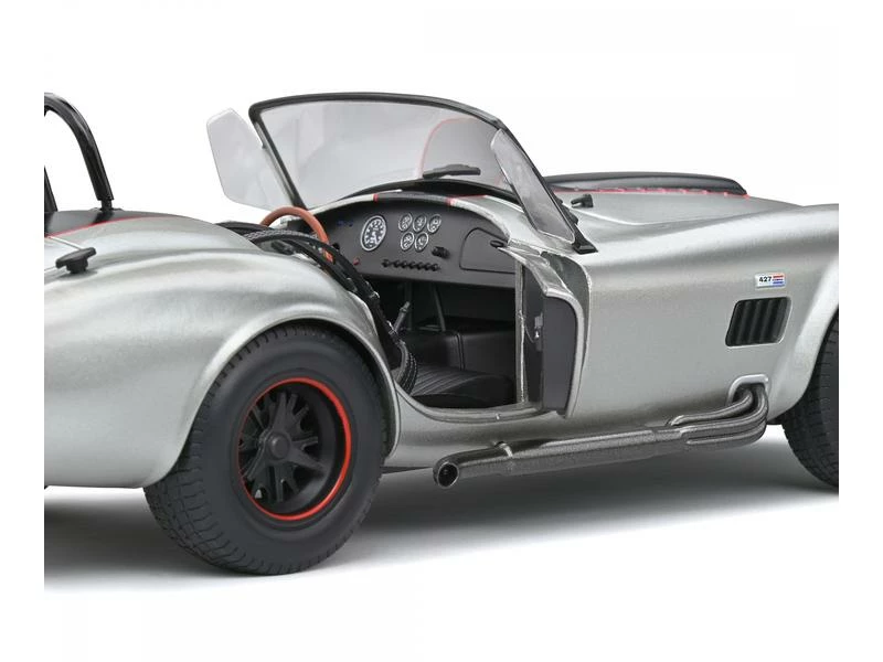Solido Sportwagen Shelby Cobra 427, Silber 1:18 12 Solido Sportwagen Shelby Cobra 427, Silber 1:18 – Bild 10